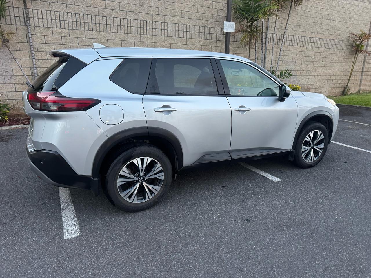Nissan Rogue SV 2021