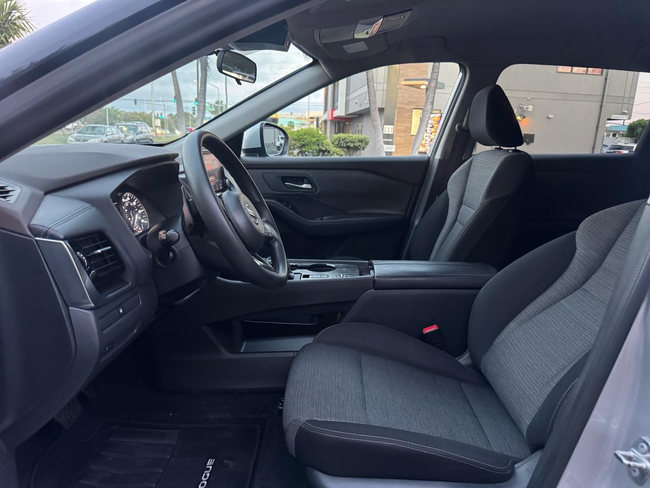 Nissan Rogue SV 2021