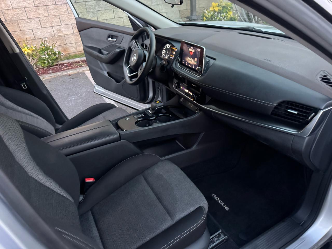 Nissan Rogue SV 2021