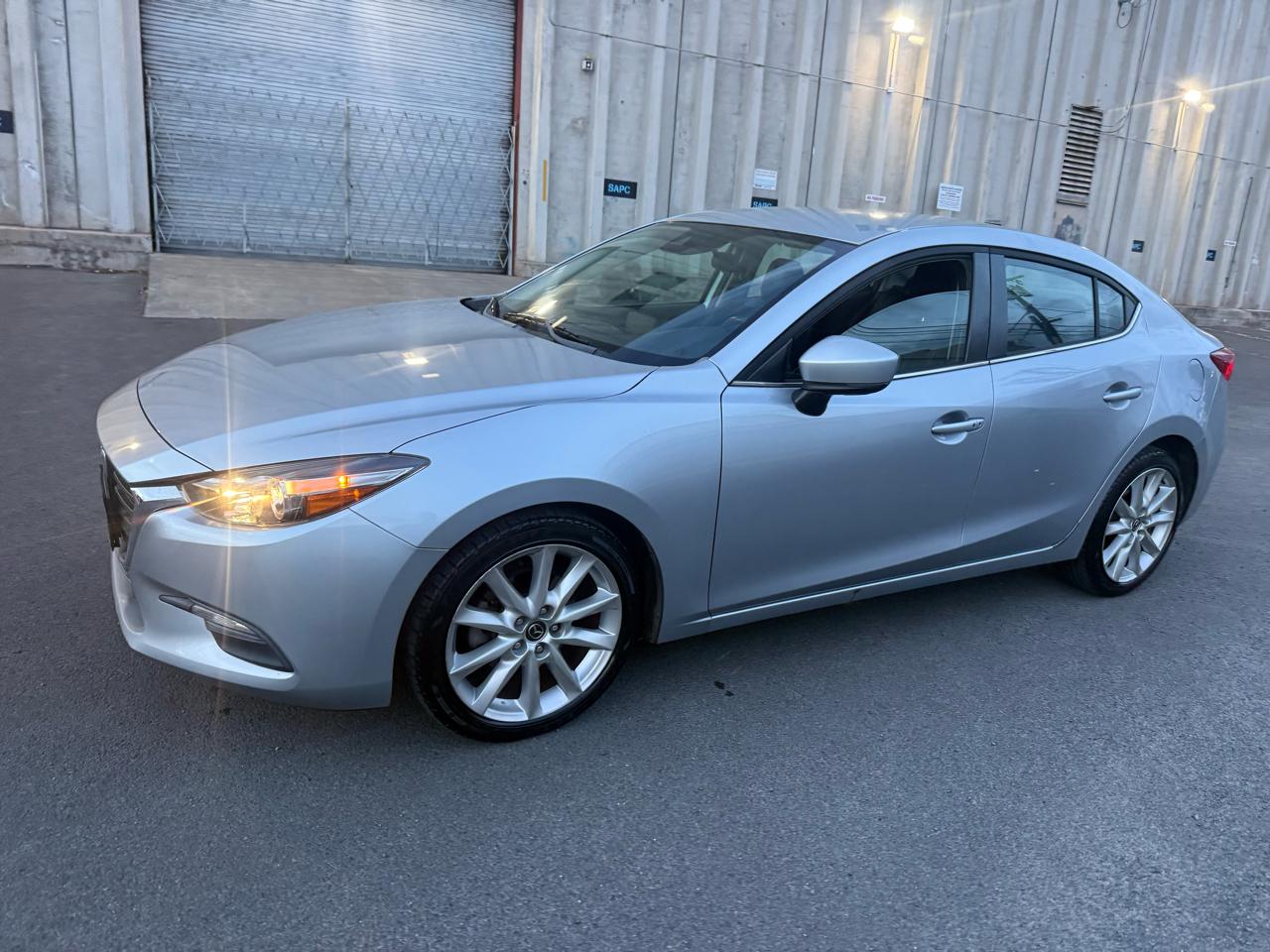 Mazda MAZDA3 i Touring AT 4-Door 2017
