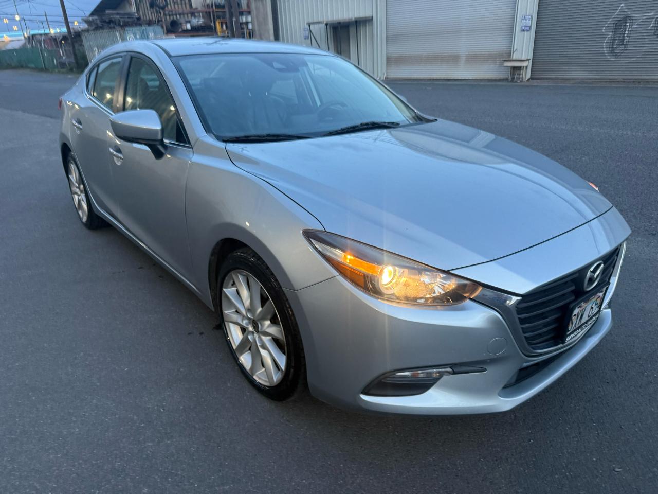 Mazda MAZDA3 i Touring AT 4-Door 2017
