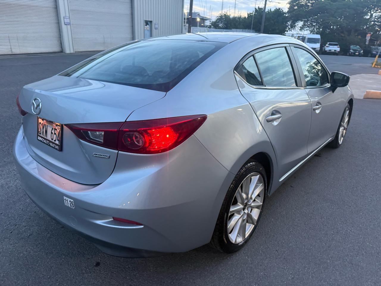 Mazda MAZDA3 i Touring AT 4-Door 2017