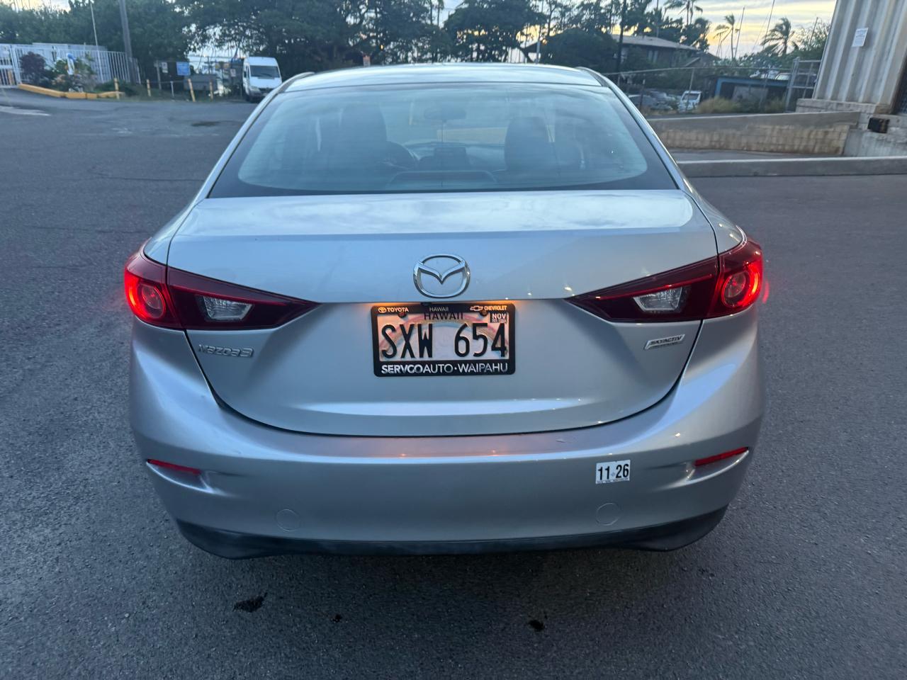 Mazda MAZDA3 i Touring AT 4-Door 2017