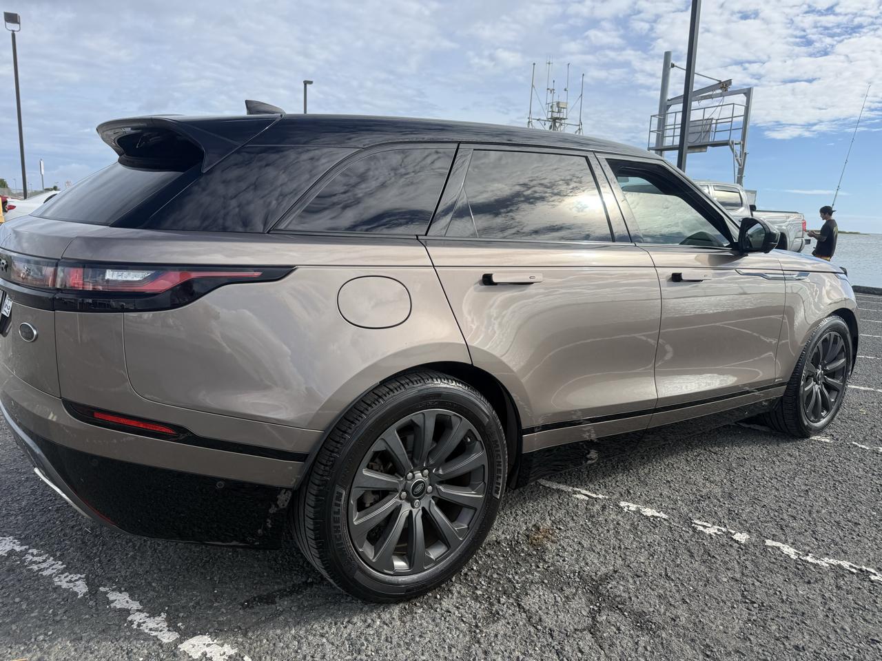 Land Rover Range Rover Velar R-Dynamic SE 2018