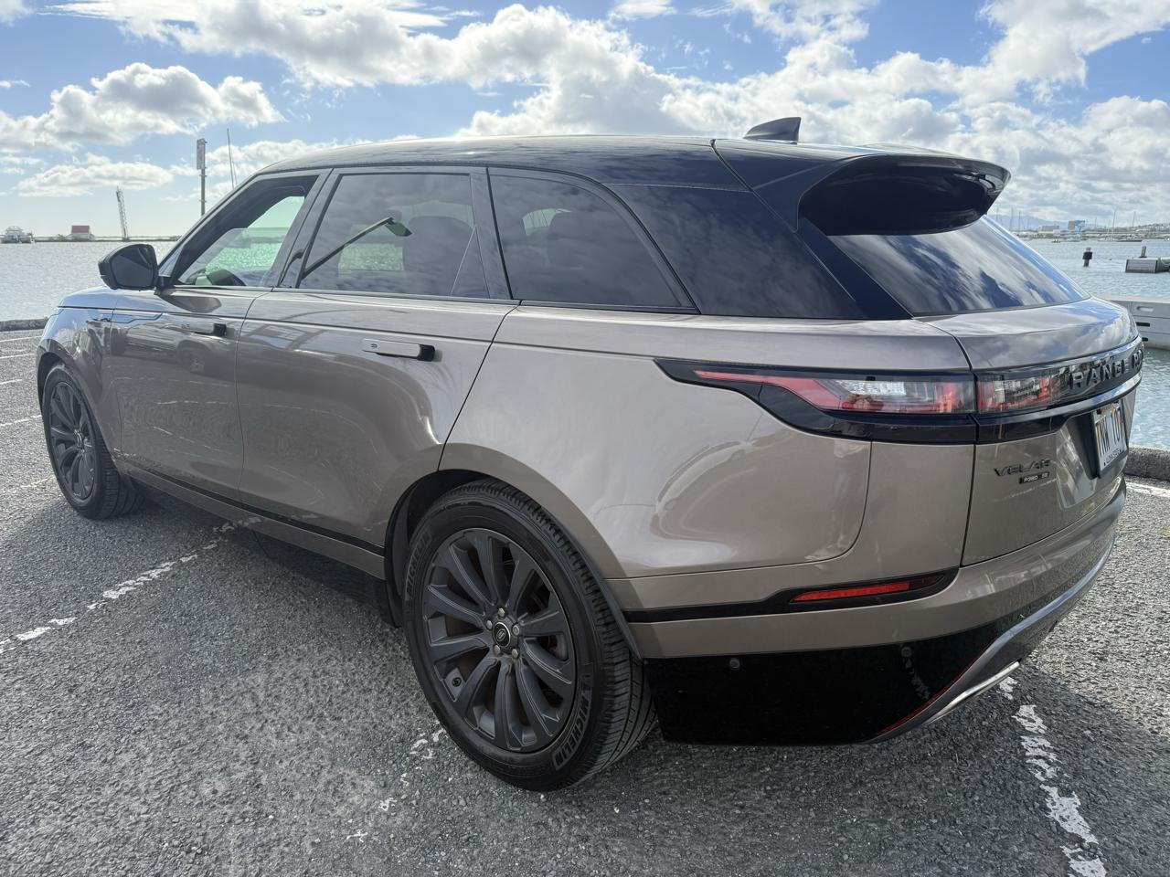 Land Rover Range Rover Velar R-Dynamic SE 2018