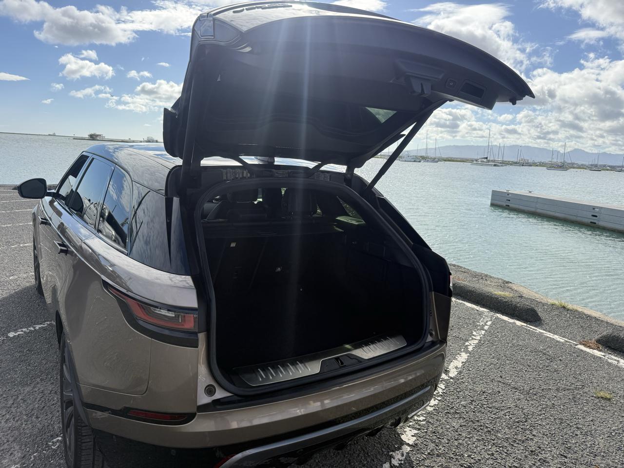 Land Rover Range Rover Velar R-Dynamic SE 2018