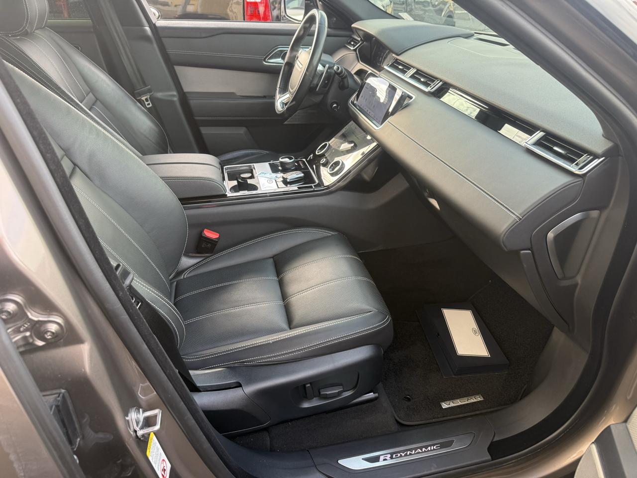 Land Rover Range Rover Velar R-Dynamic SE 2018