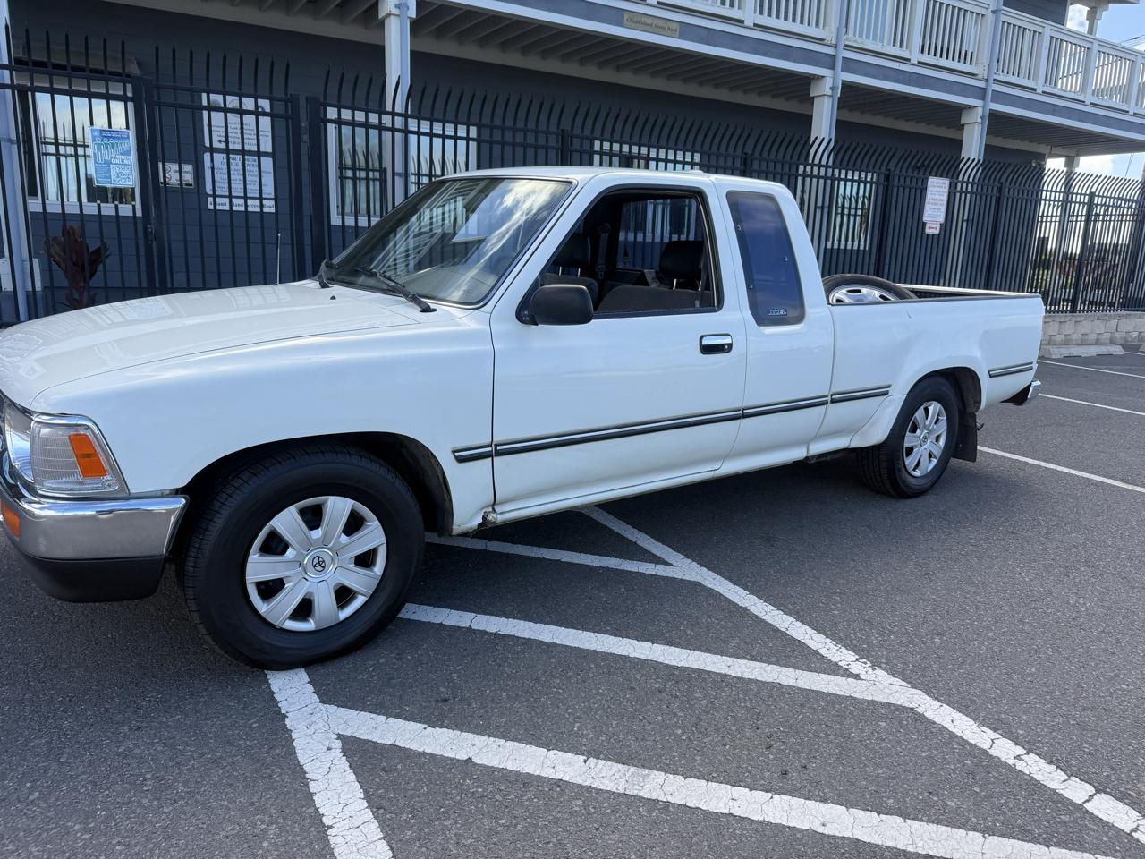 Toyota Pickup DLX V6 Xtracab 2WD 1994