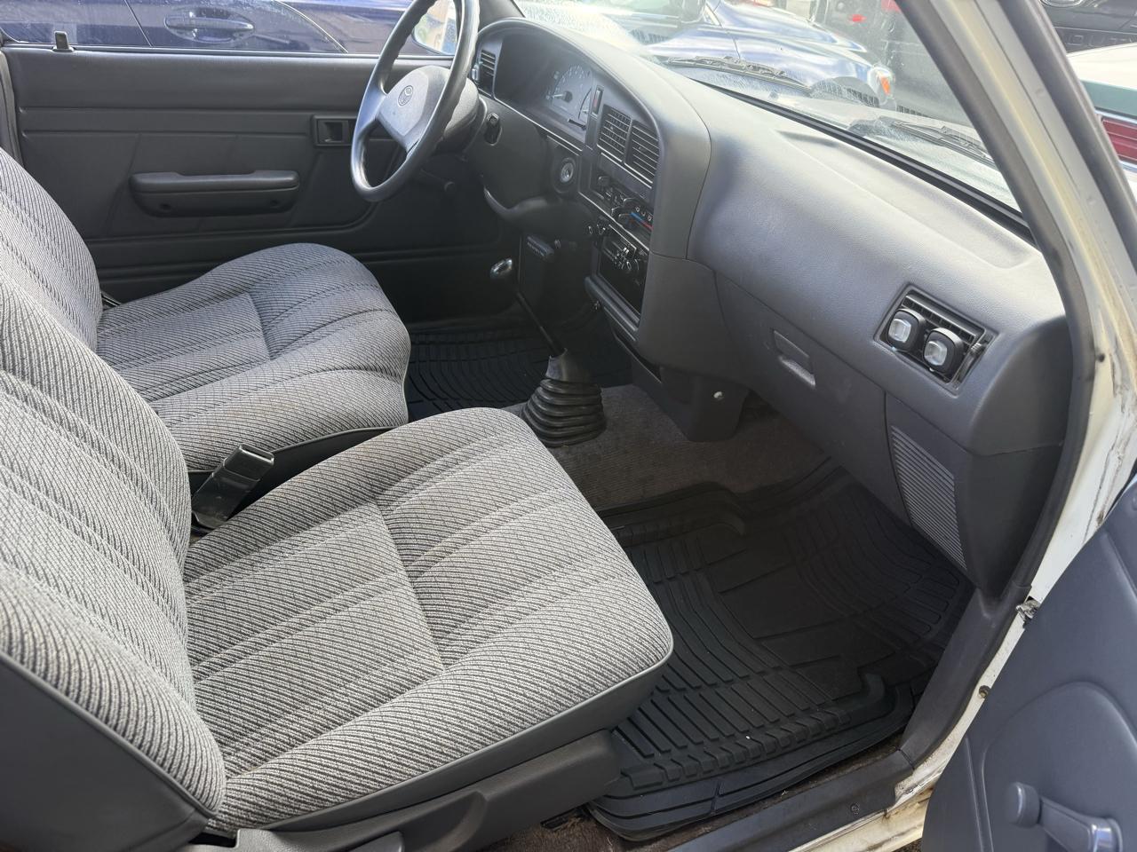 Toyota Pickup DLX V6 Xtracab 2WD 1994