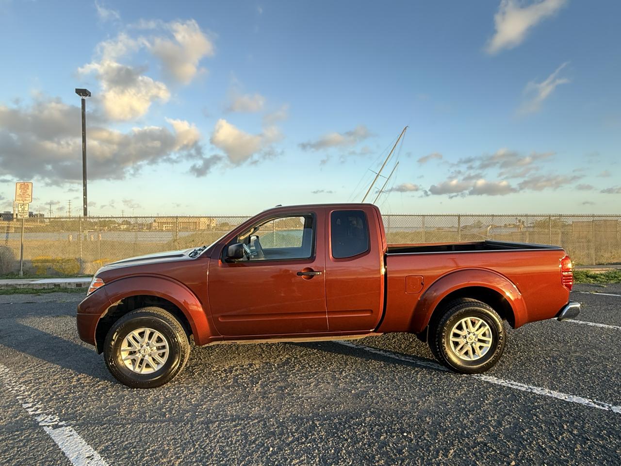 Nissan Frontier SV King Cab 2WD 2016