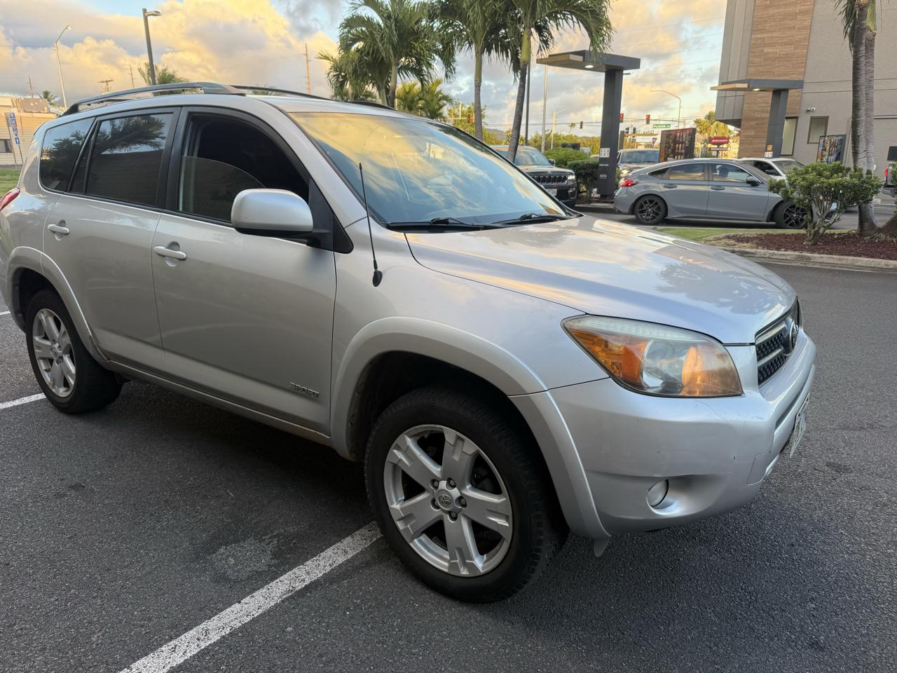 Toyota RAV4 Sport I4 2WD 2006