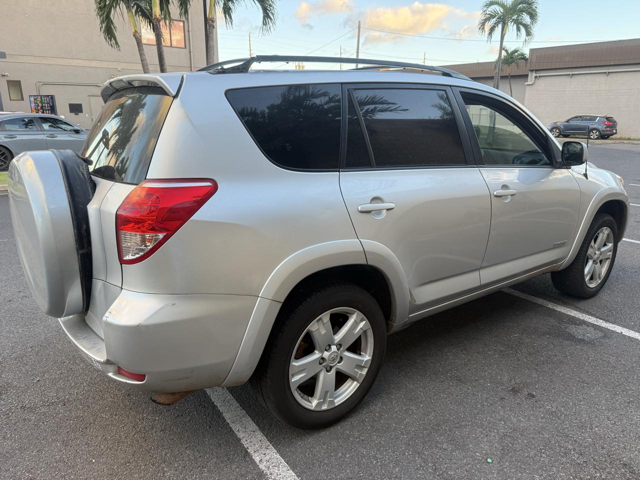 Toyota RAV4 Sport I4 2WD 2006