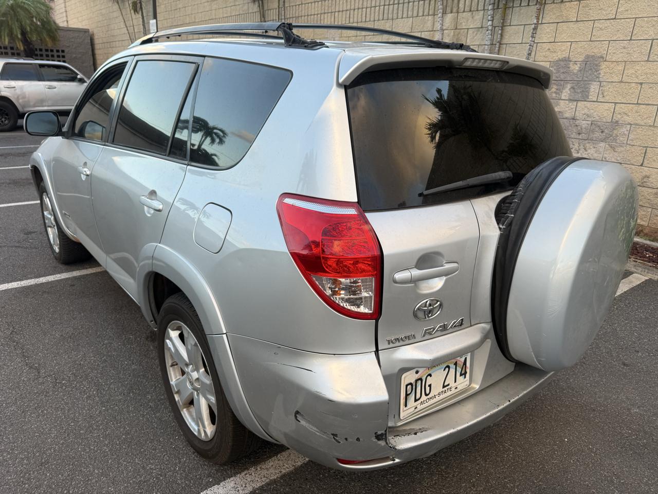 Toyota RAV4 Sport I4 2WD 2006