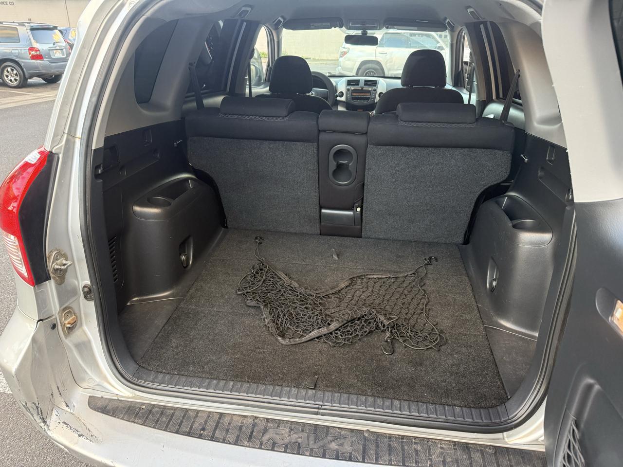Toyota RAV4 Sport I4 2WD 2006