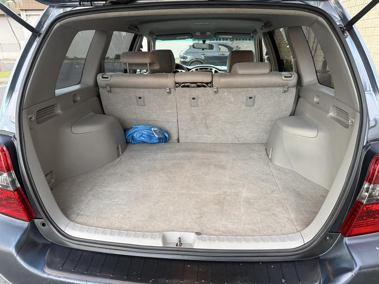 Toyota Highlander V6 2WD 2004
