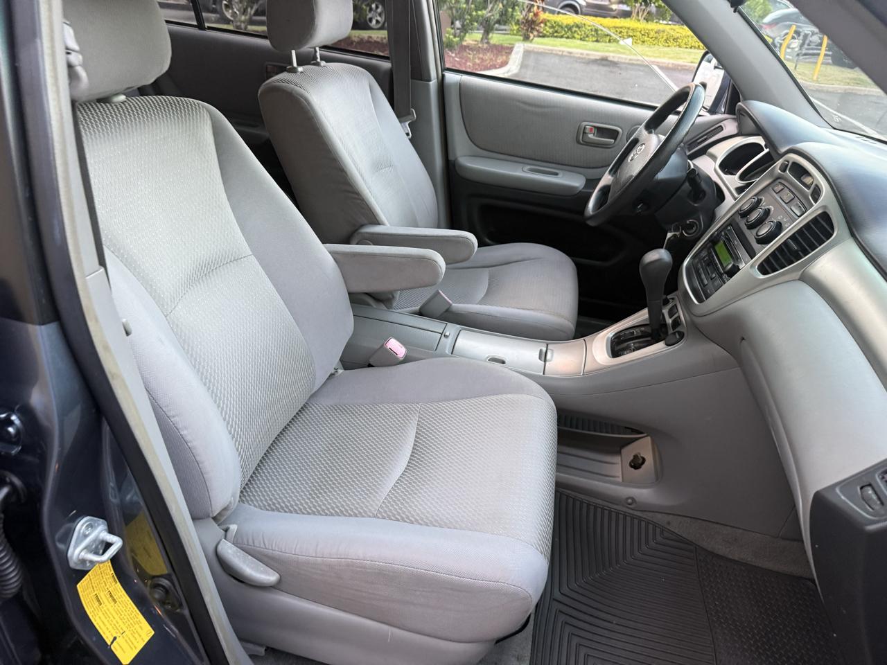 Toyota Highlander V6 2WD 2004