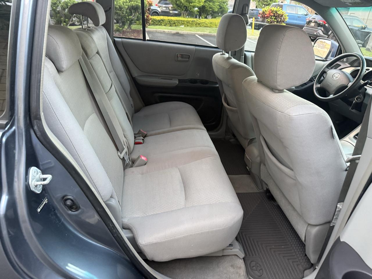 Toyota Highlander V6 2WD 2004