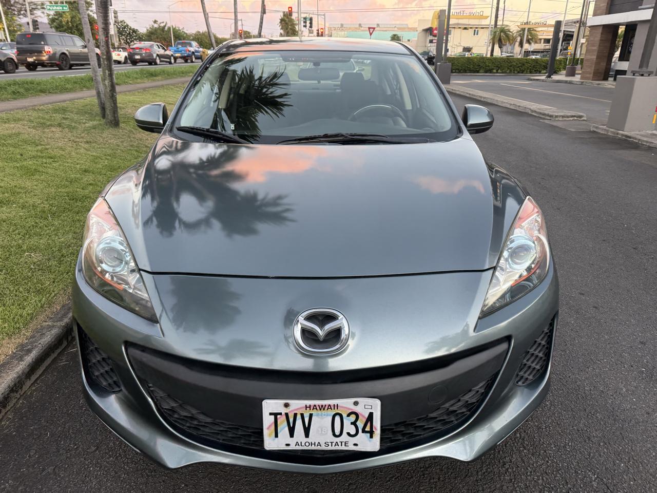 Mazda MAZDA3 i Touring 4-door 2012