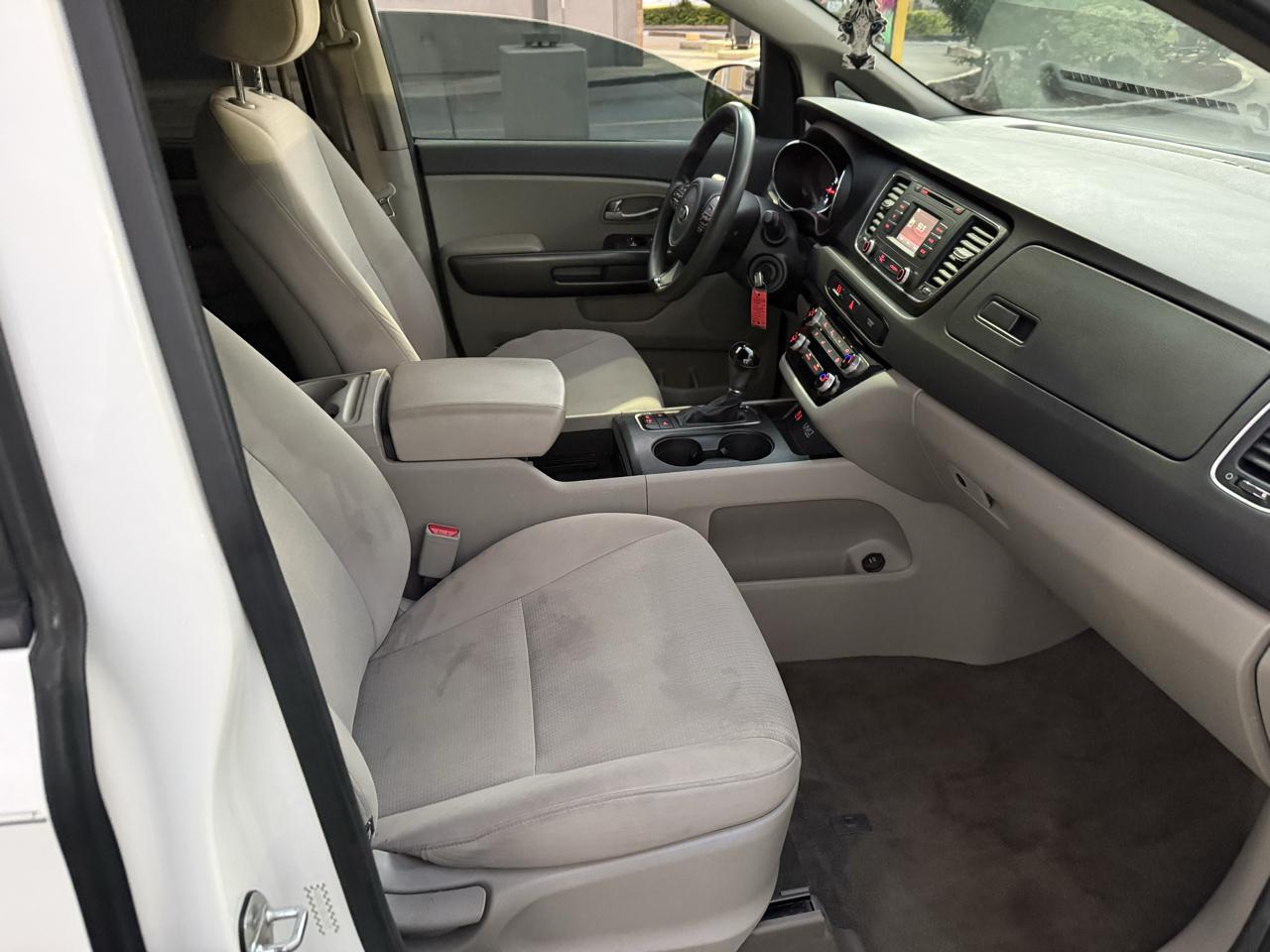 Kia Sedona LX 2016