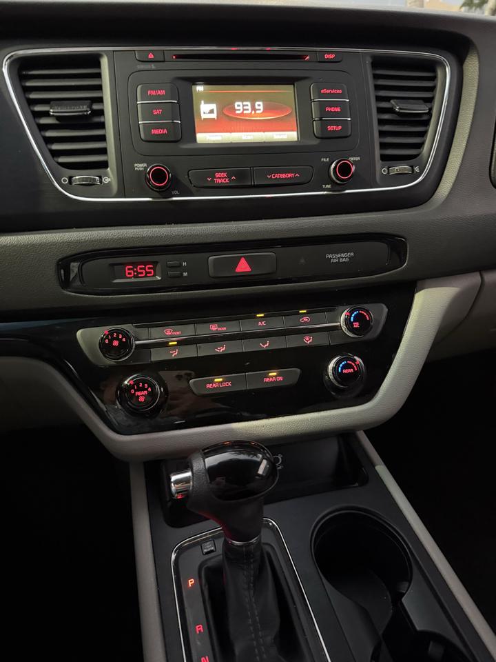 Kia Sedona LX 2016