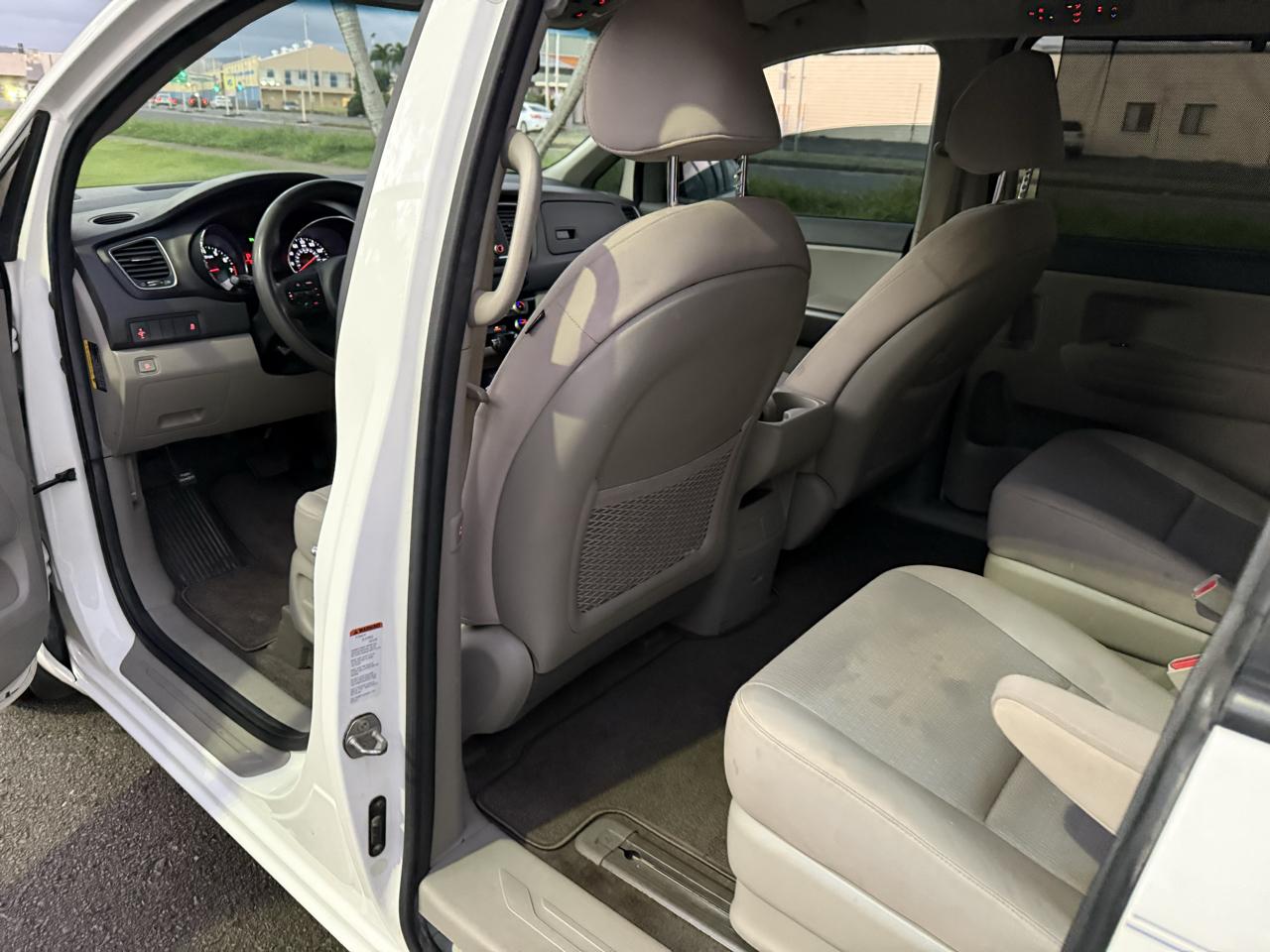 Kia Sedona LX 2016