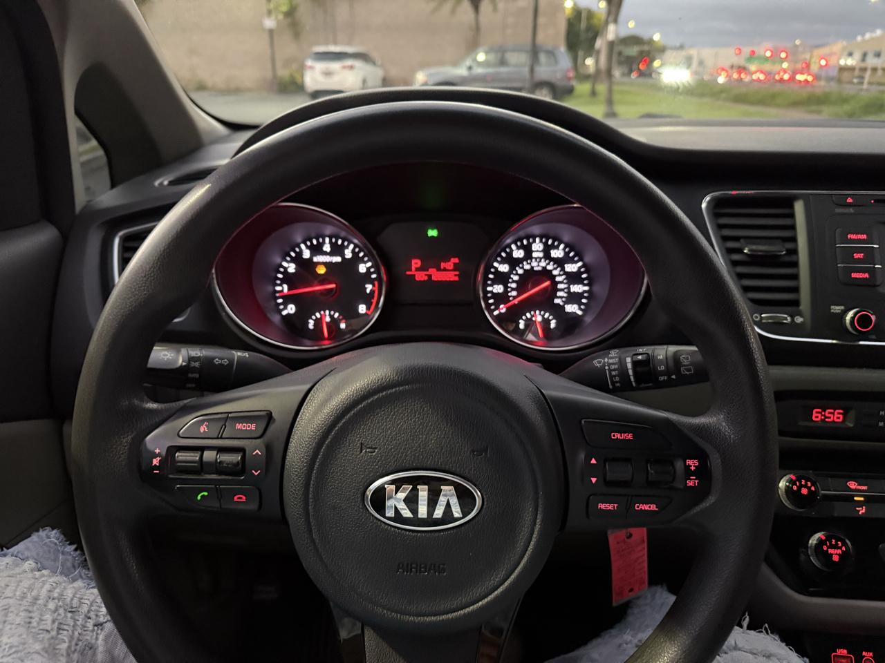 Kia Sedona LX 2016