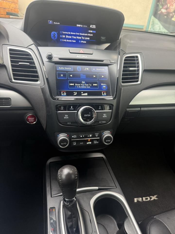 Acura RDX 6-Spd AT w/ Technology Package 2017