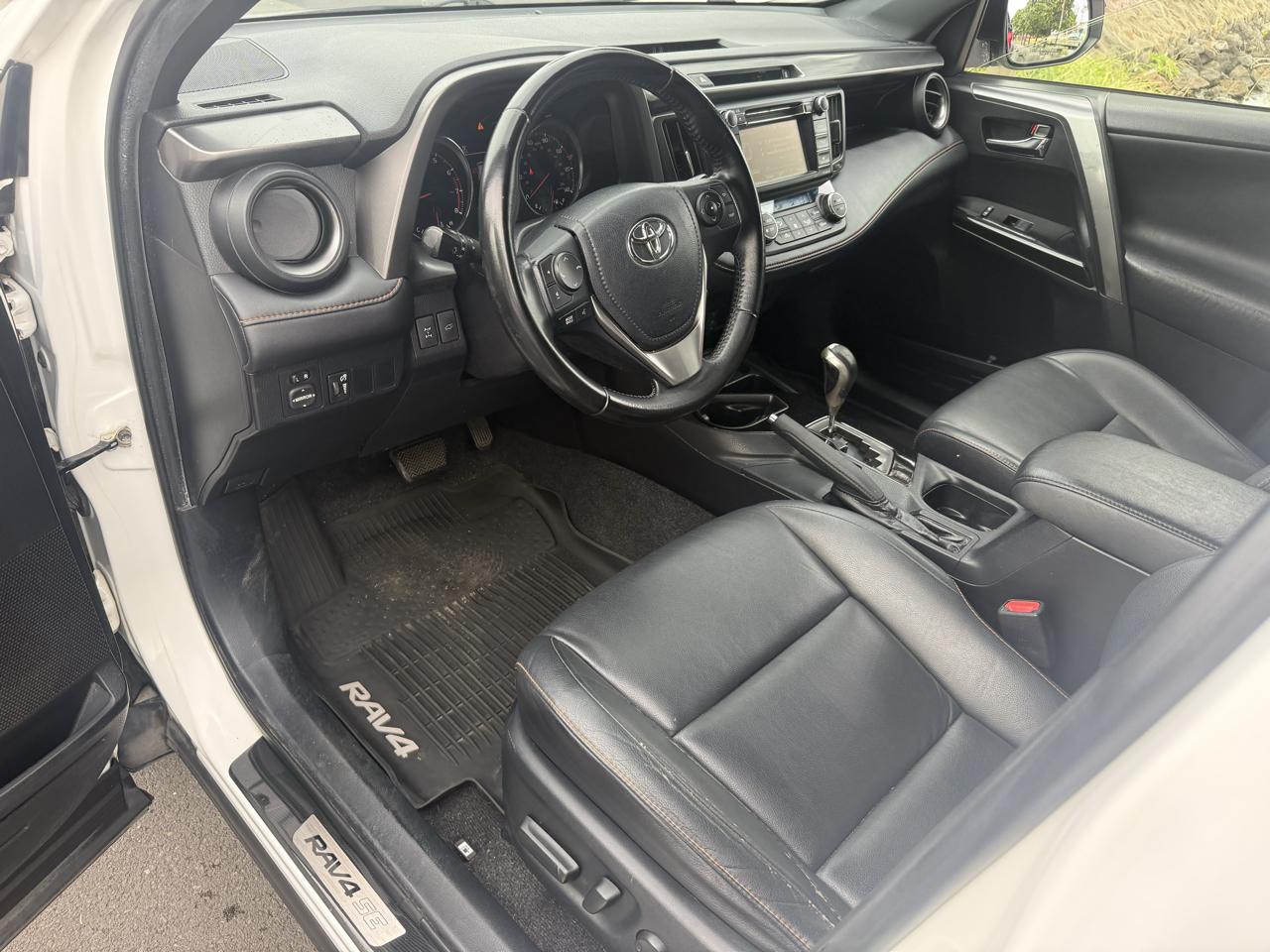 Toyota RAV4 SE 4WD 2016