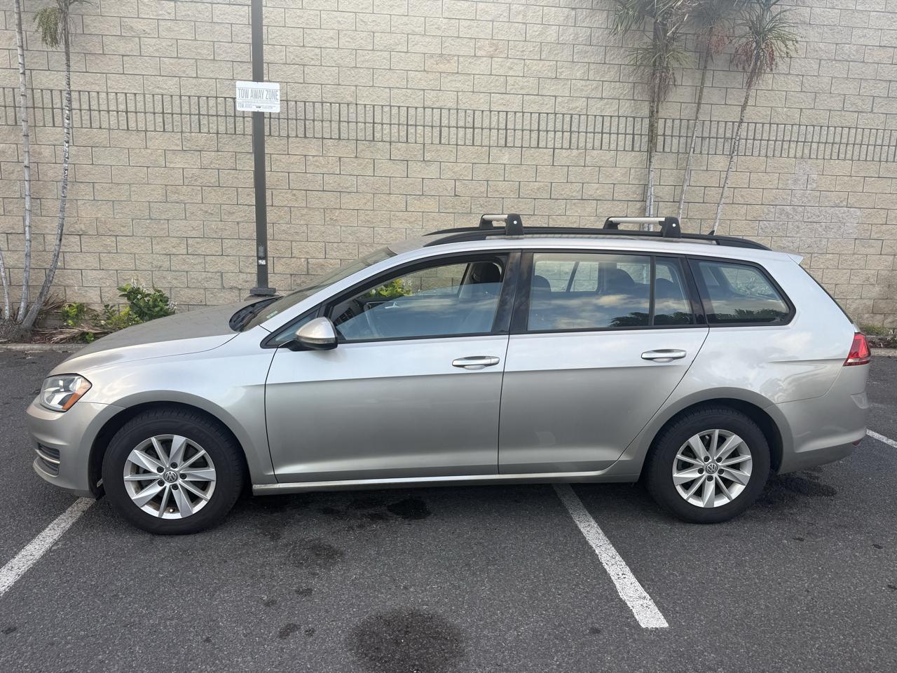Volkswagen Golf SportWagen TSI SE 6A 2017
