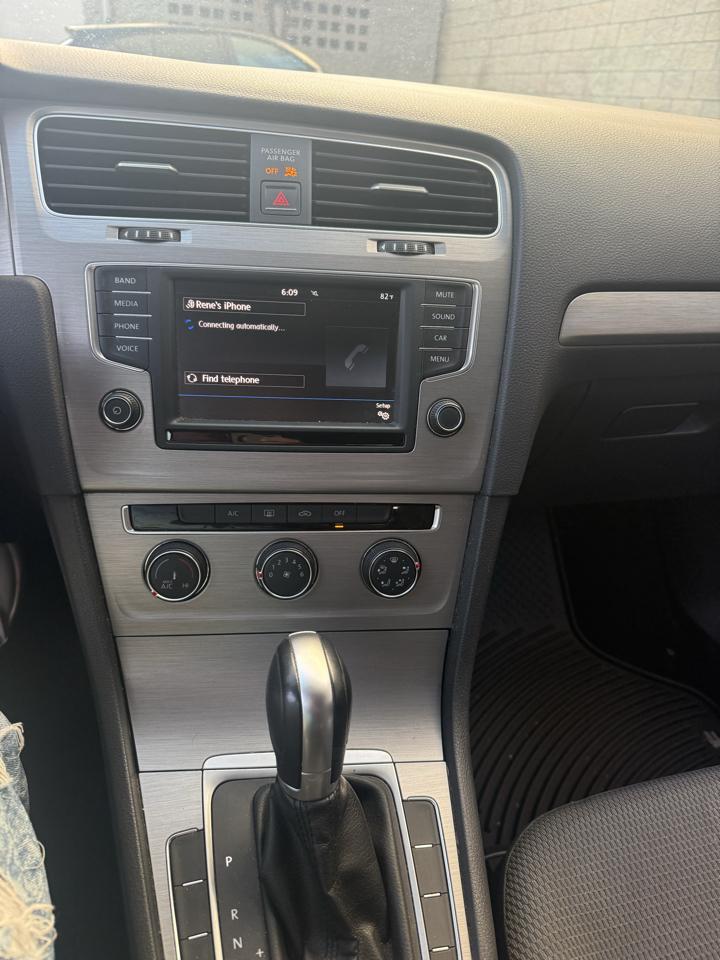 Volkswagen Golf SportWagen TSI SE 6A 2017