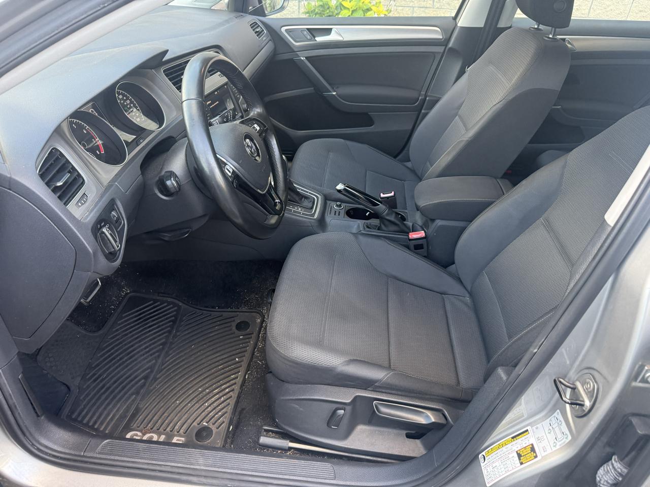 Volkswagen Golf SportWagen TSI SE 6A 2017