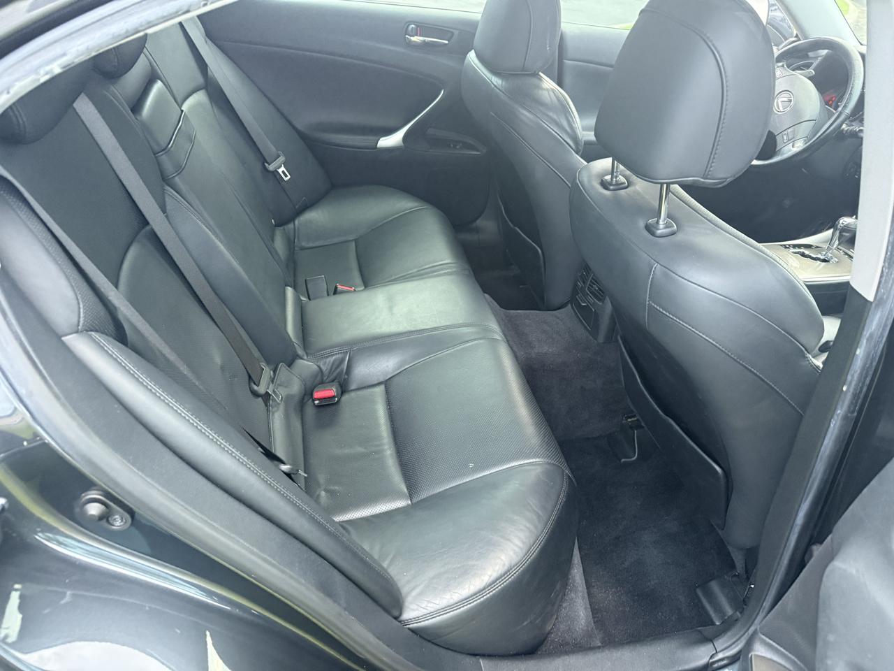 Lexus IS IS 250 6-Speed Manual 2007