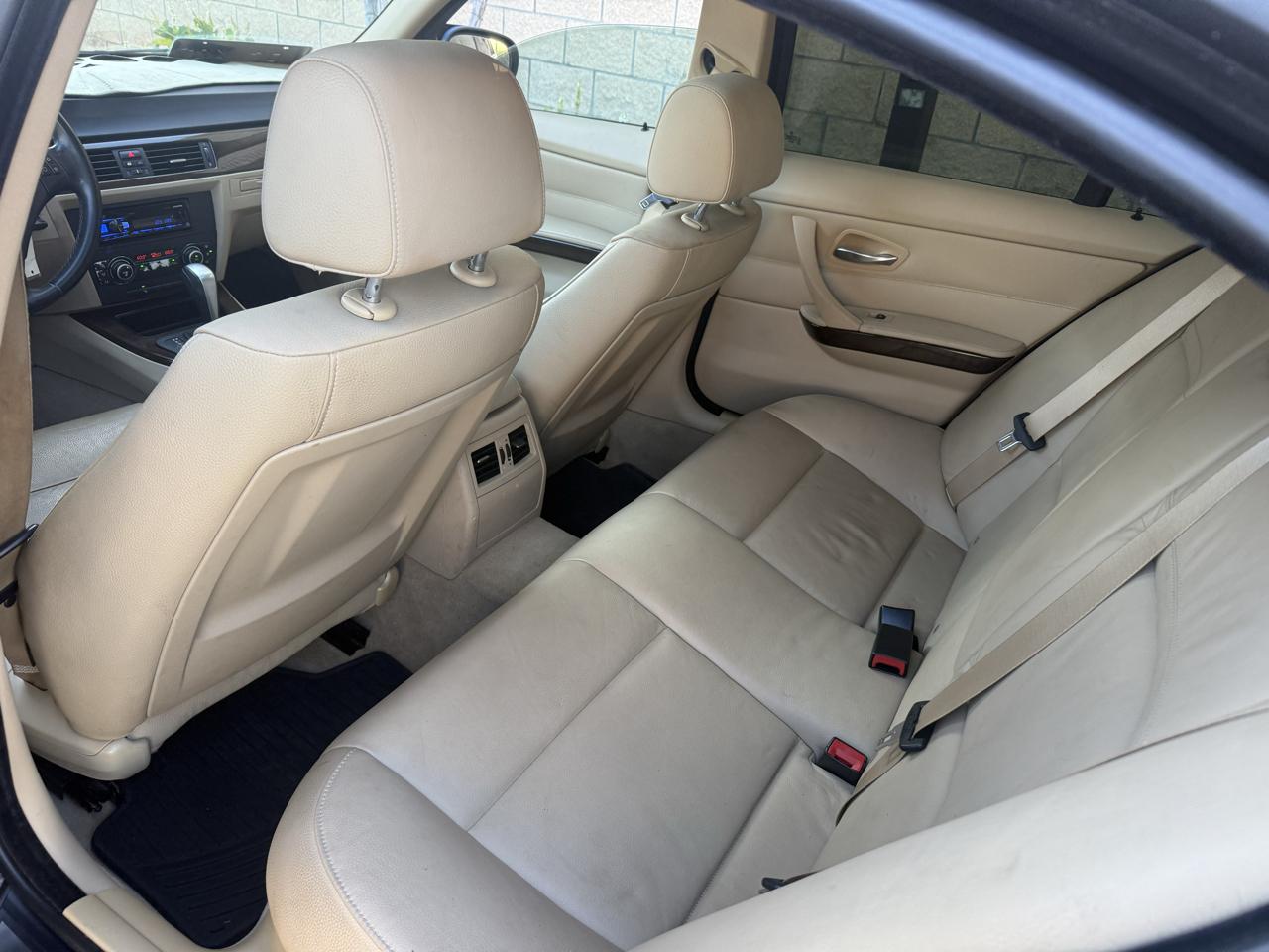 BMW 3-Series 328i SA 2010