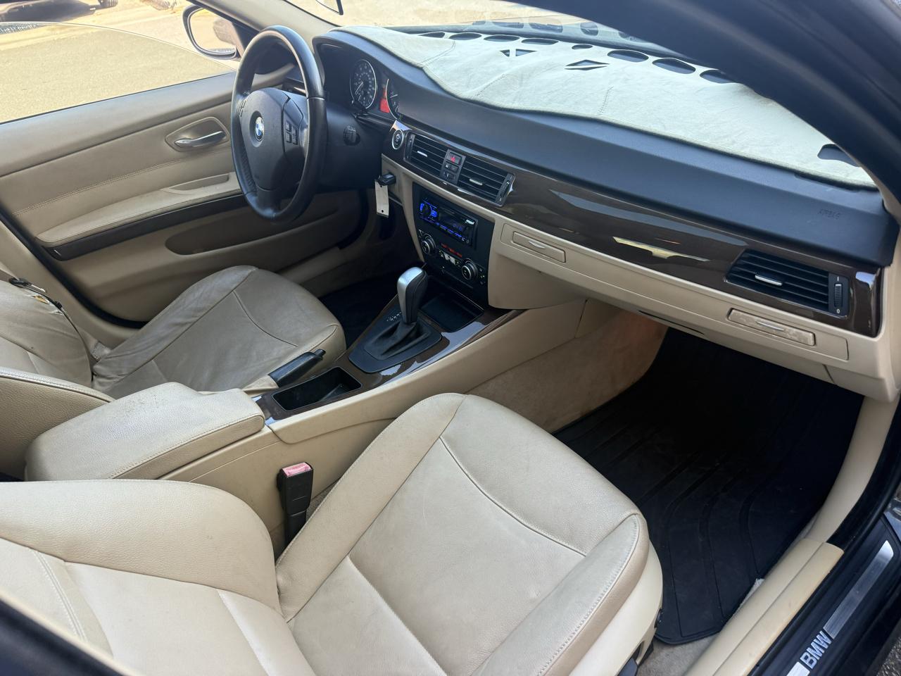 BMW 3-Series 328i SA 2010