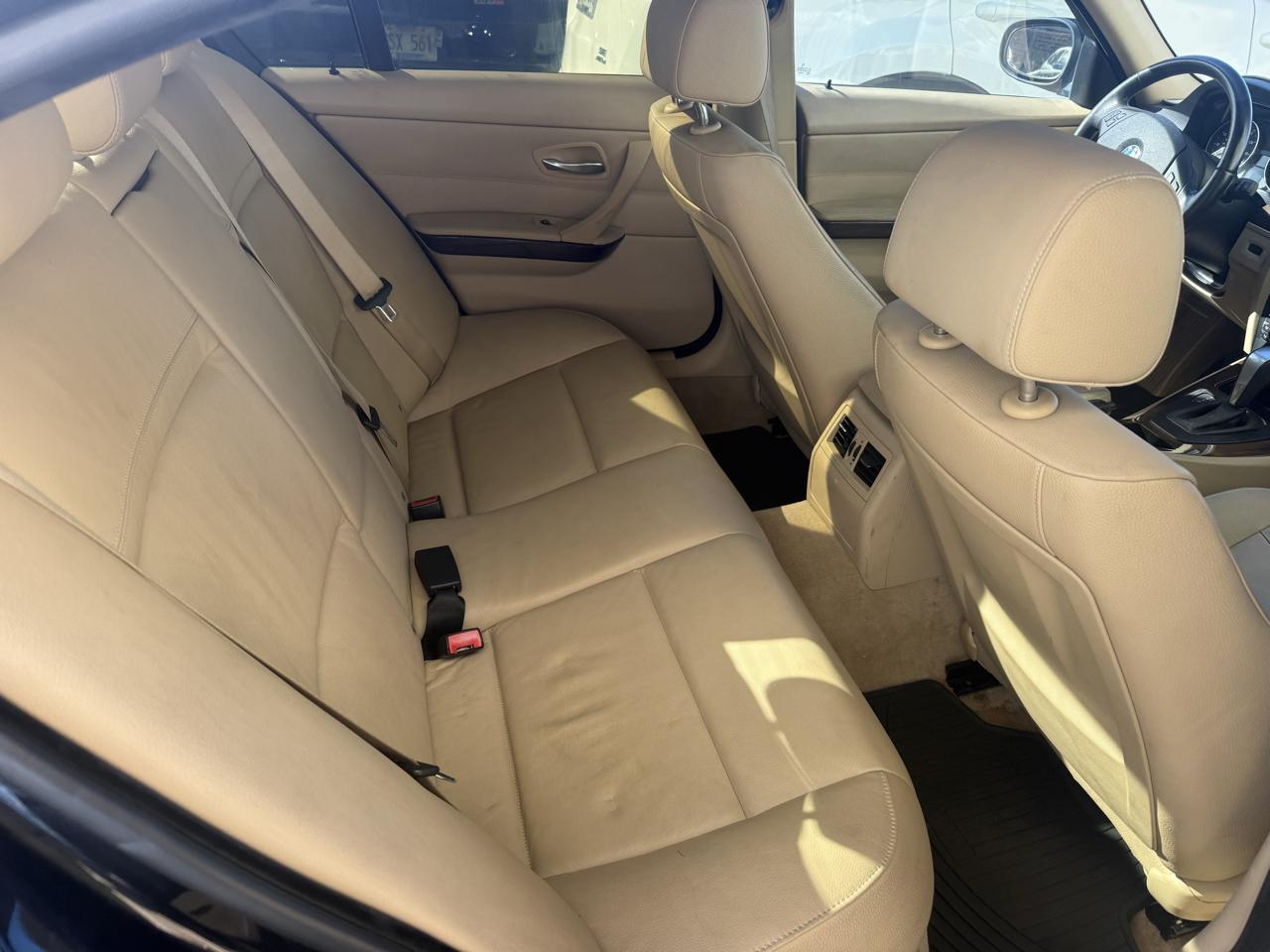 BMW 3-Series 328i SA 2010