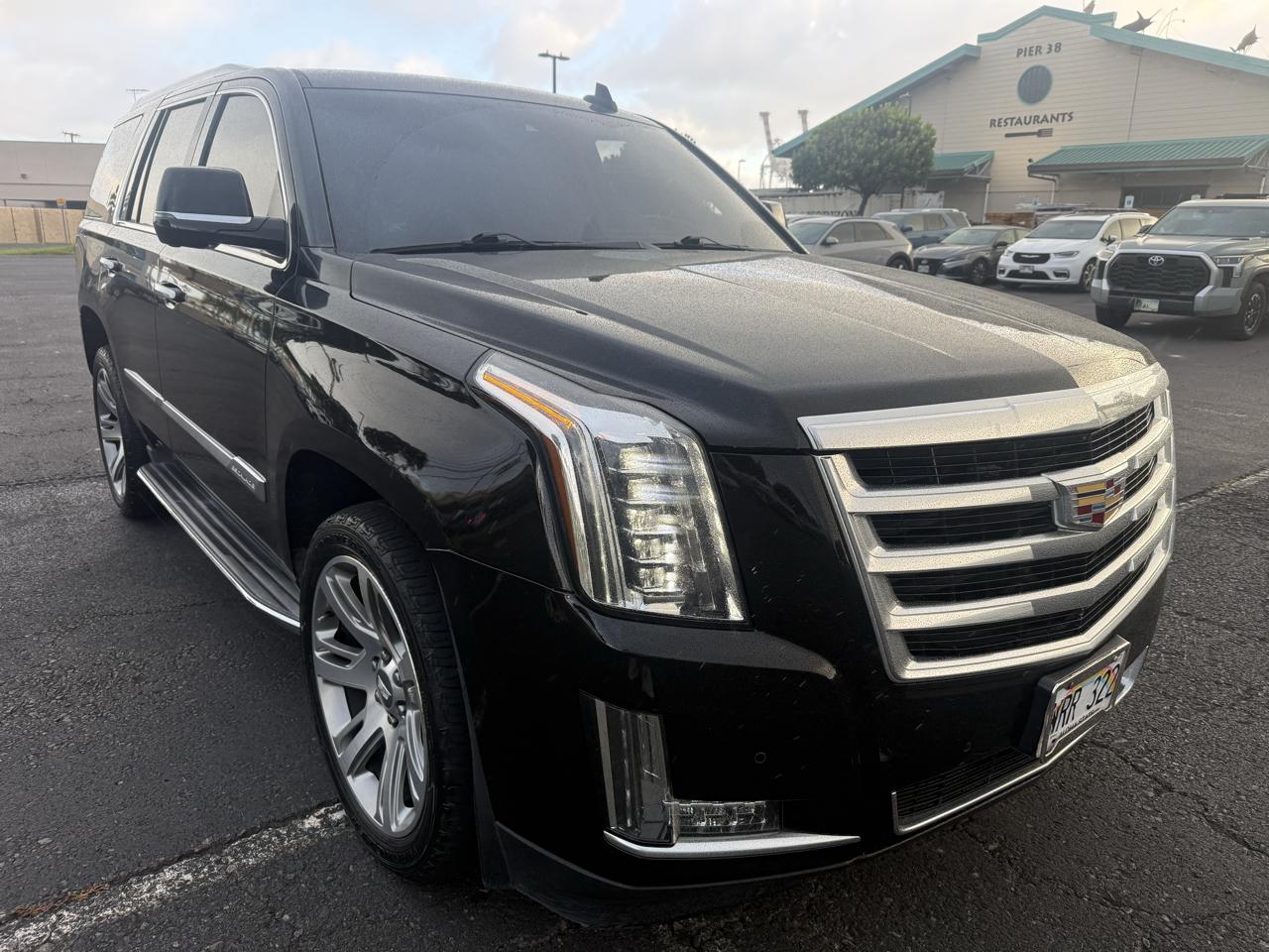 Cadillac Escalade Luxury 2WD 2016