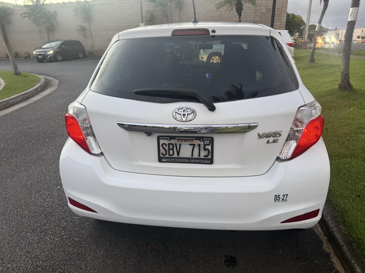 Toyota Yaris LE 4D Hatchback 2014