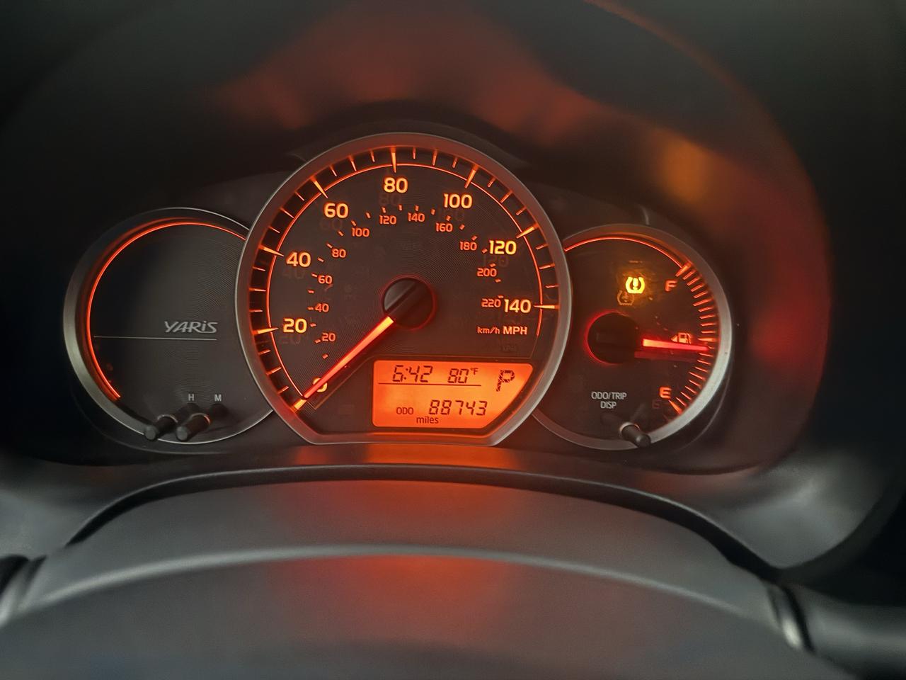 Toyota Yaris LE 4D Hatchback 2014