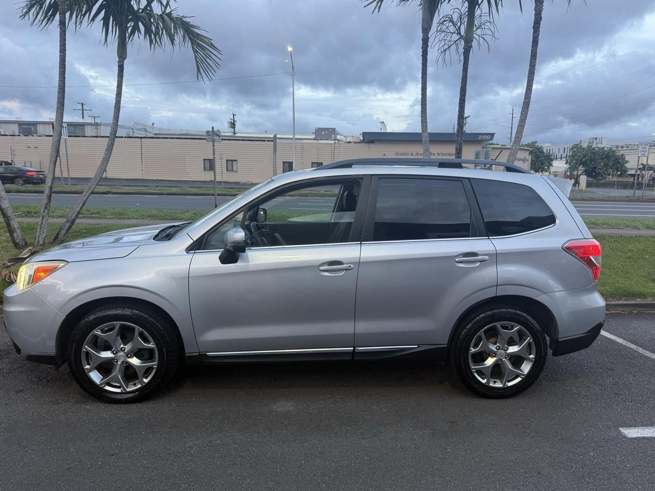 Subaru Forester 2.5i Touring 2015