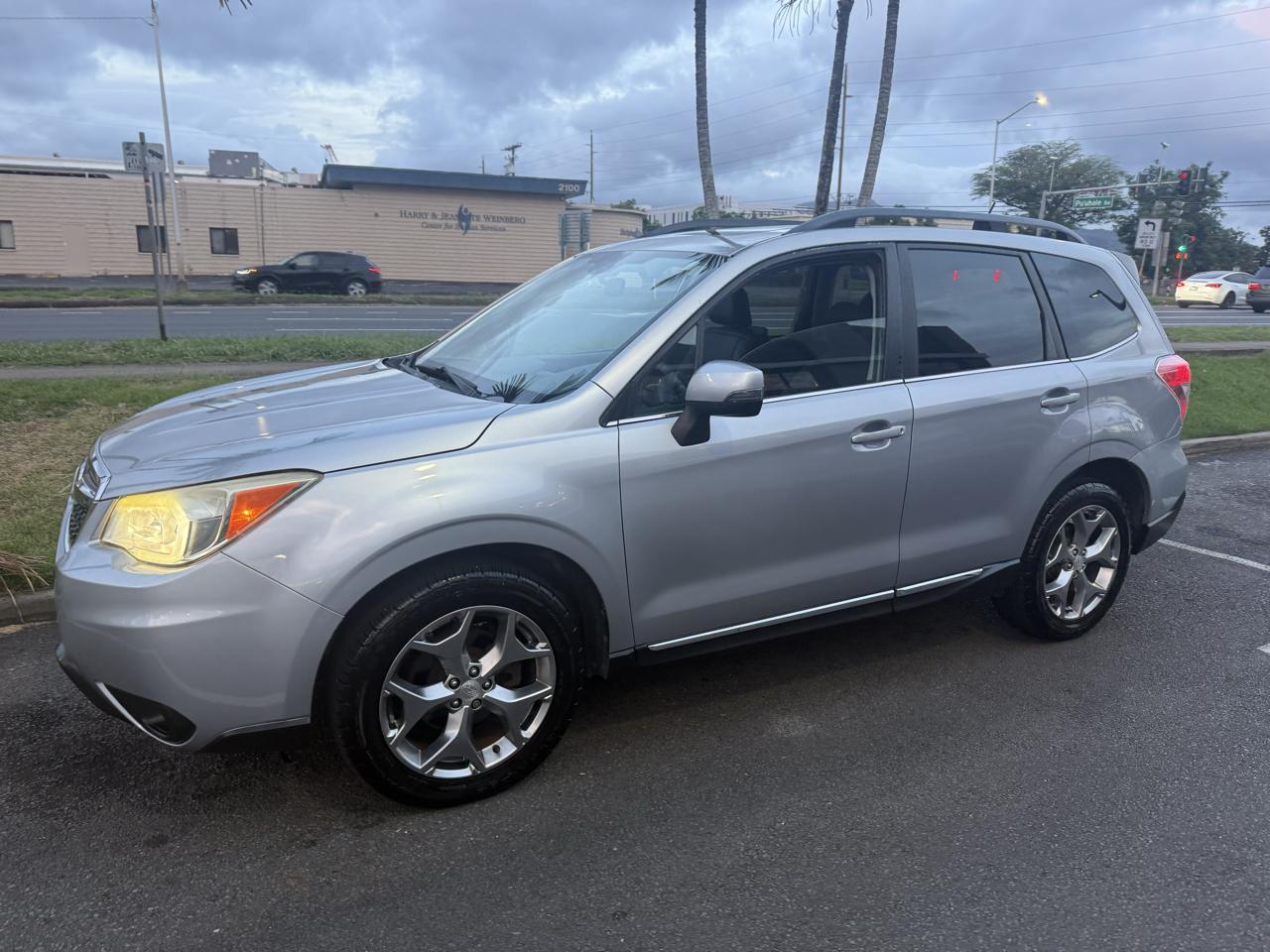 Subaru Forester 2.5i Touring 2015