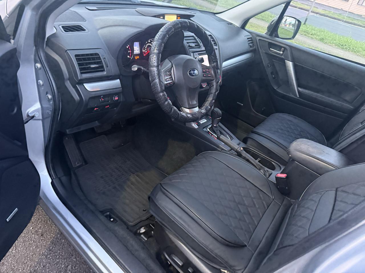 Subaru Forester 2.5i Touring 2015