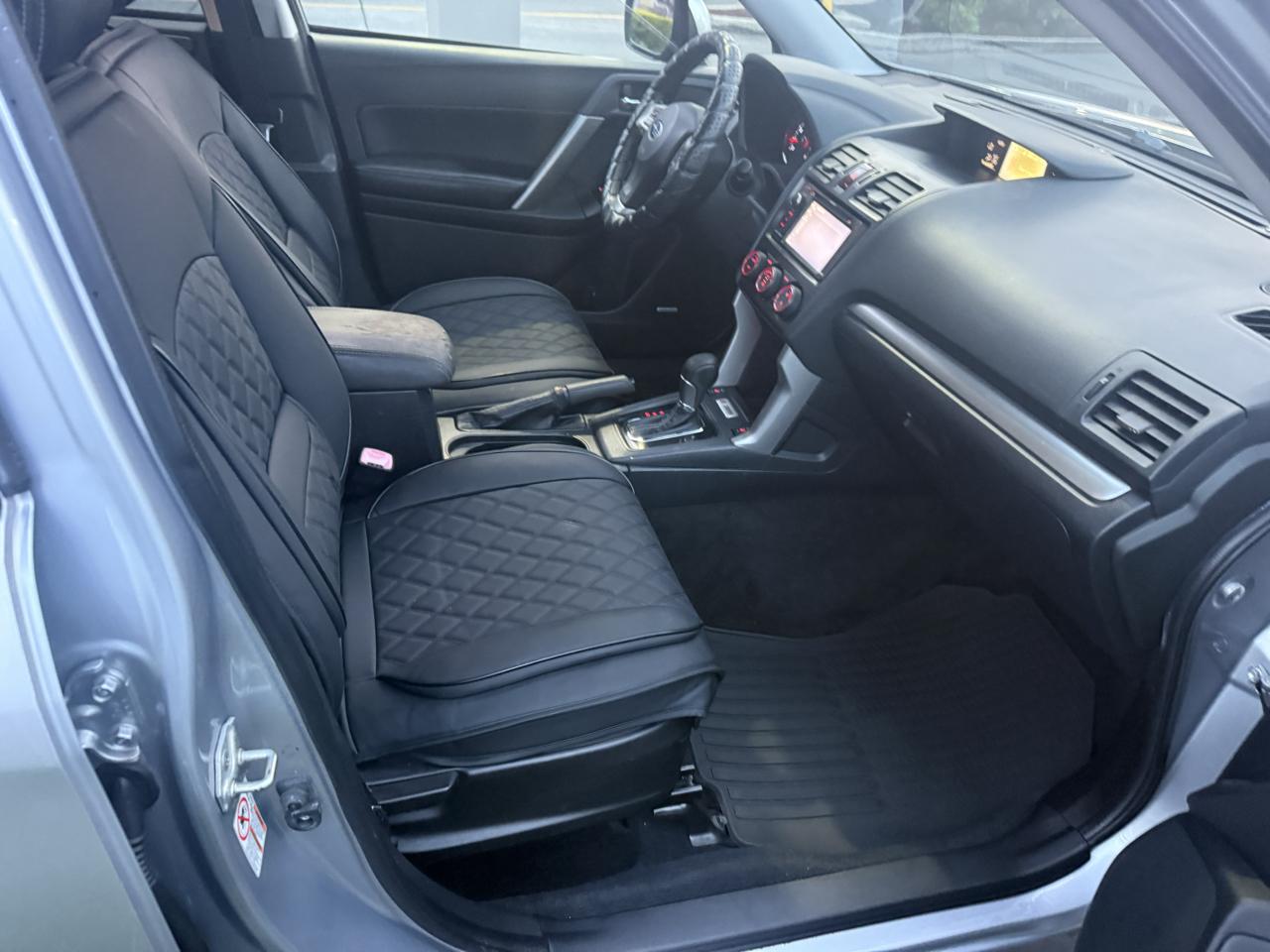 Subaru Forester 2.5i Touring 2015