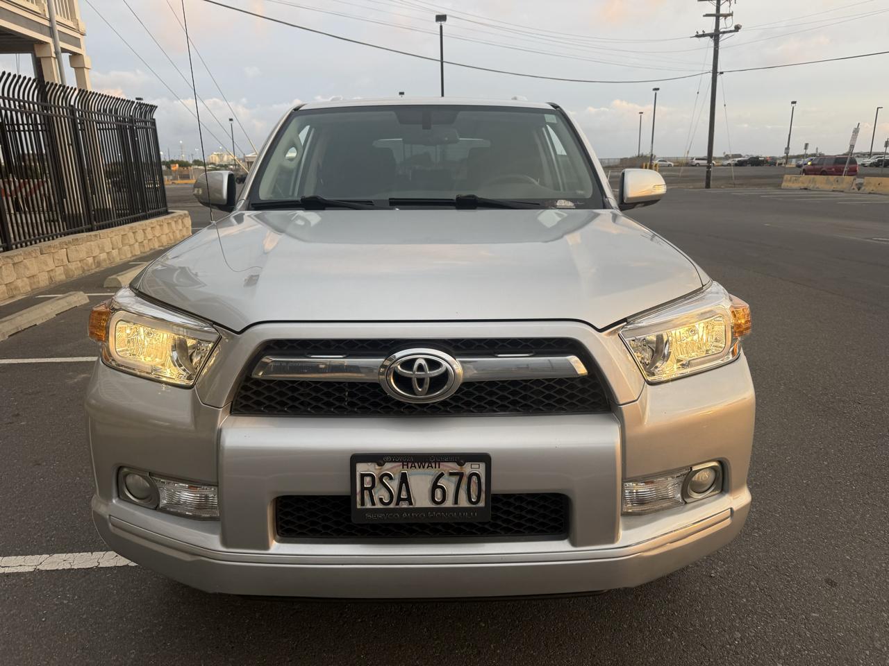 Toyota 4Runner SR5 2WD 2012