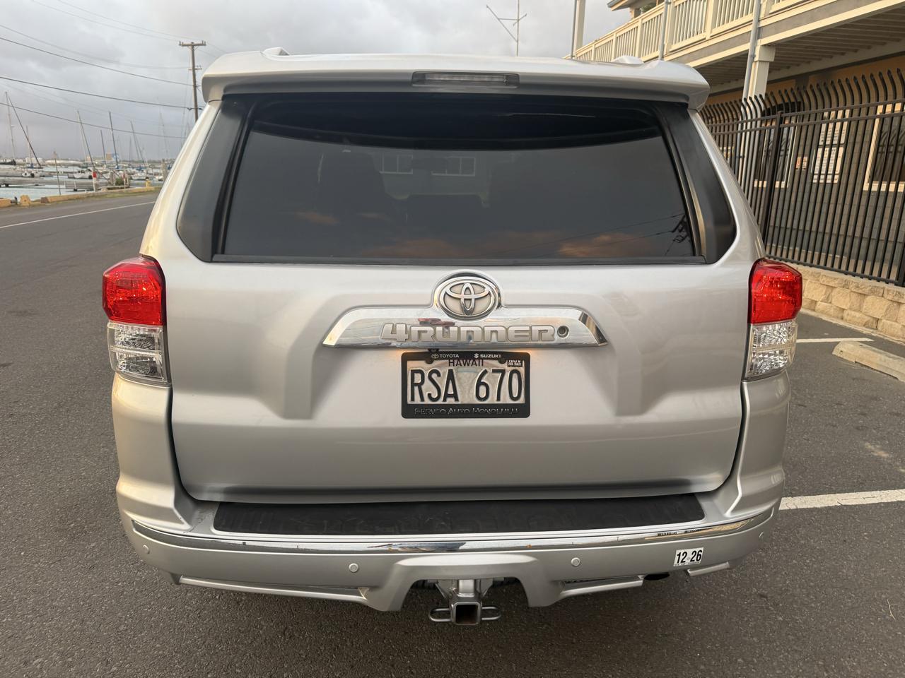 Toyota 4Runner SR5 2WD 2012