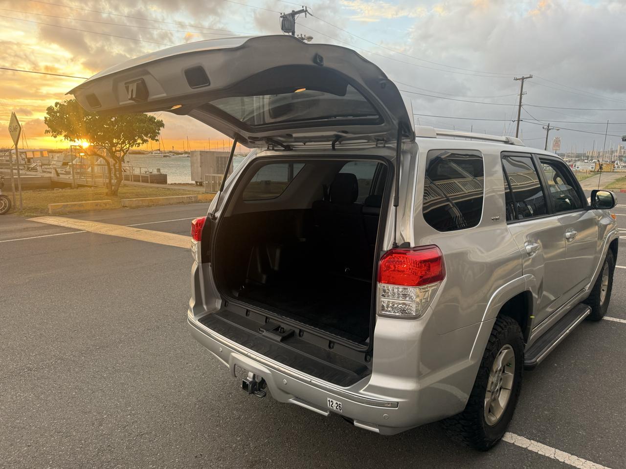Toyota 4Runner SR5 2WD 2012