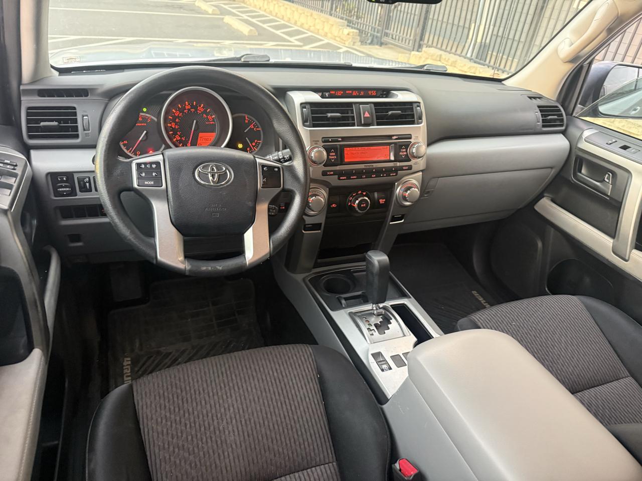 Toyota 4Runner SR5 2WD 2012
