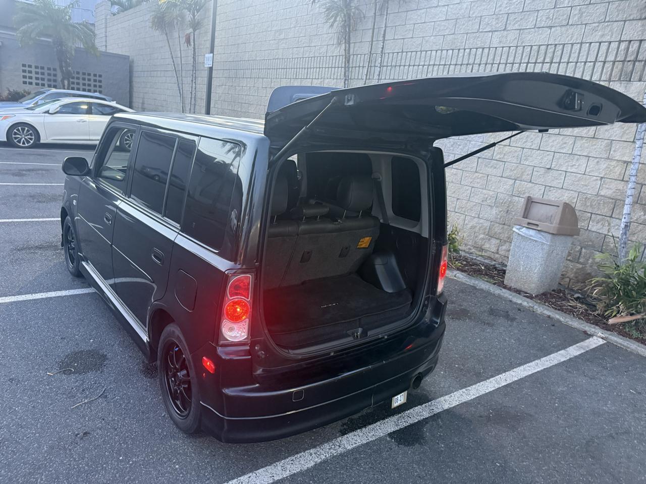 Scion xB Wagon 2005