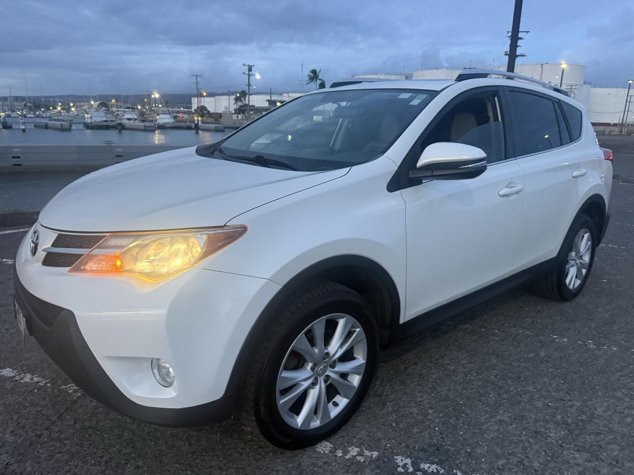 Toyota RAV4 Limited FWD 2013