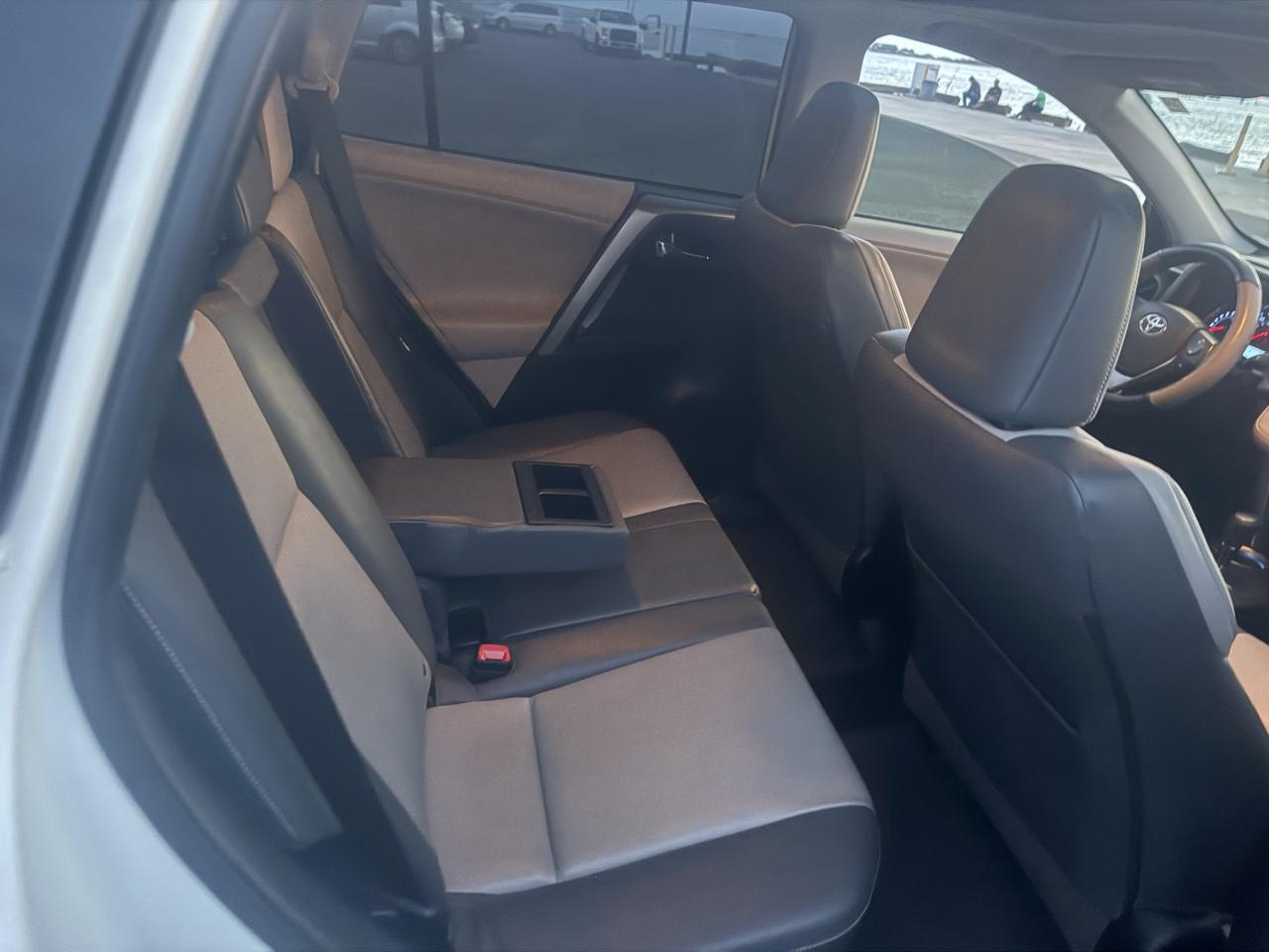 Toyota RAV4 Limited FWD 2013
