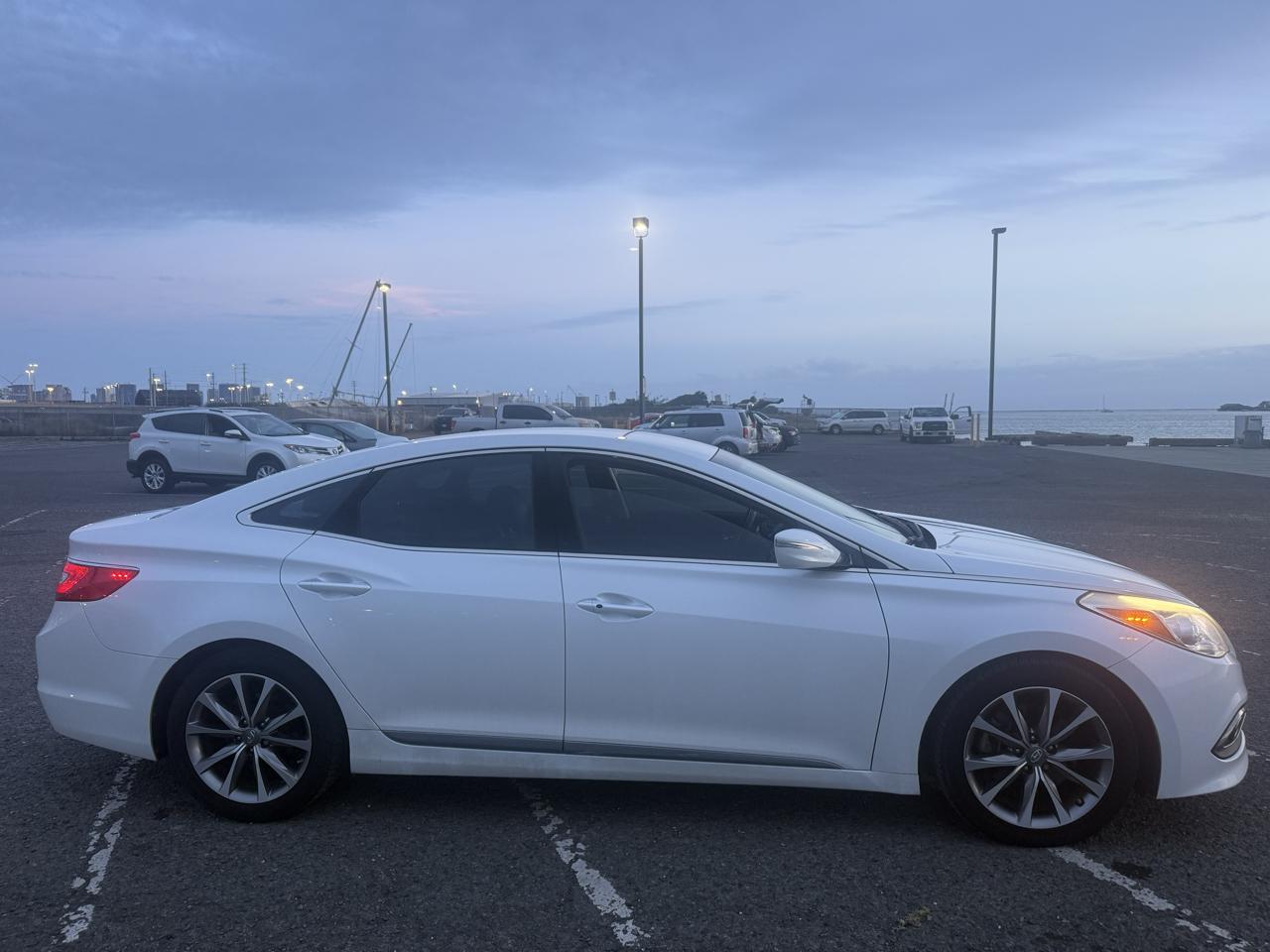Hyundai Azera Base 2015